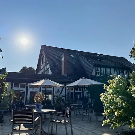 Rosenhof Am Plauer Garni Mit E-lade Saeule *