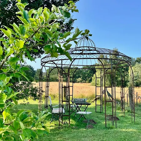 Rosenhof Am Plauer Garni Mit E-lade Saeule * Plau am See