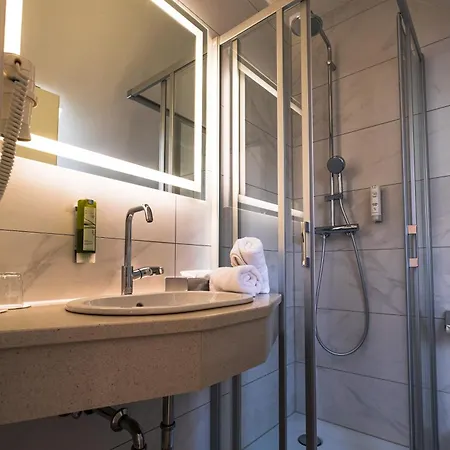 Rosenhof Am Plauer Garni Mit E-lade Saeule Plau am See