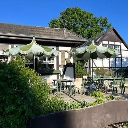 Rosenhof Am Plauer Garni Mit E-lade Saeule *