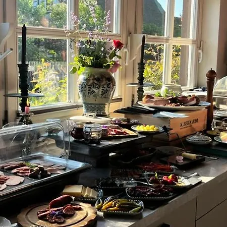 Rosenhof Am Plauer Garni Mit E-lade Saeule Hotel *